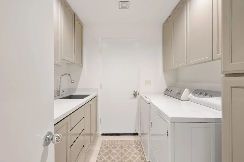 469 White Horse Trail, Palm Desert, California 92211 home-pic-53